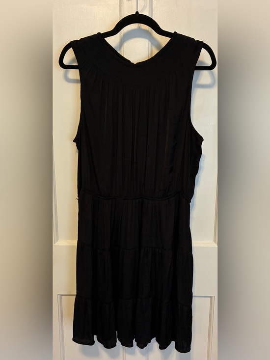 Simply Vera Vera Wang Dresses & Skirts - Simply Vera Vera Wang Smocked Collar Black Midi Dress Size XXL